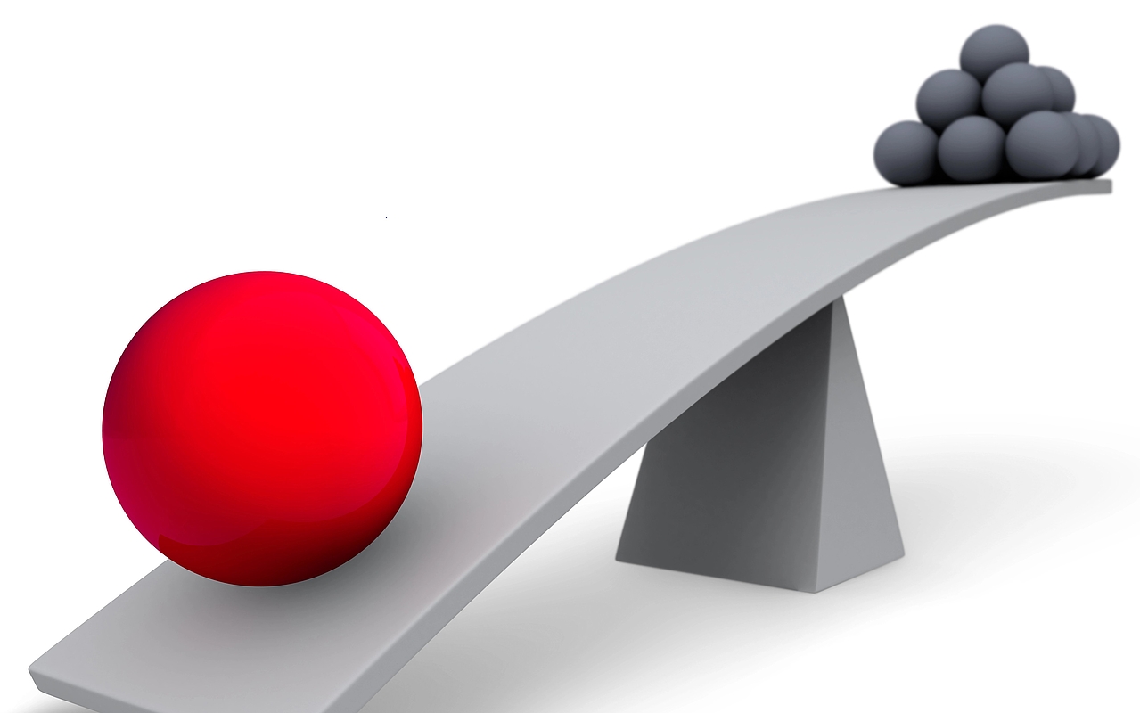 Grafik Wippe mit Kugeln