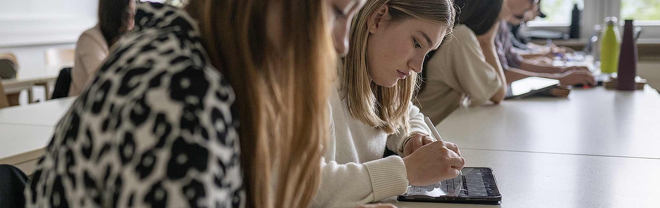 Studierende in einem Hörsaal